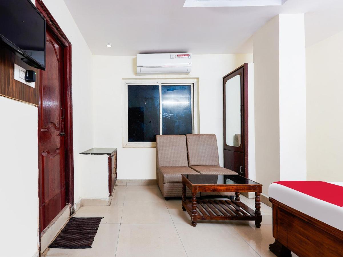 Spot On Hotel Supriya Vijayawāda 外观 照片