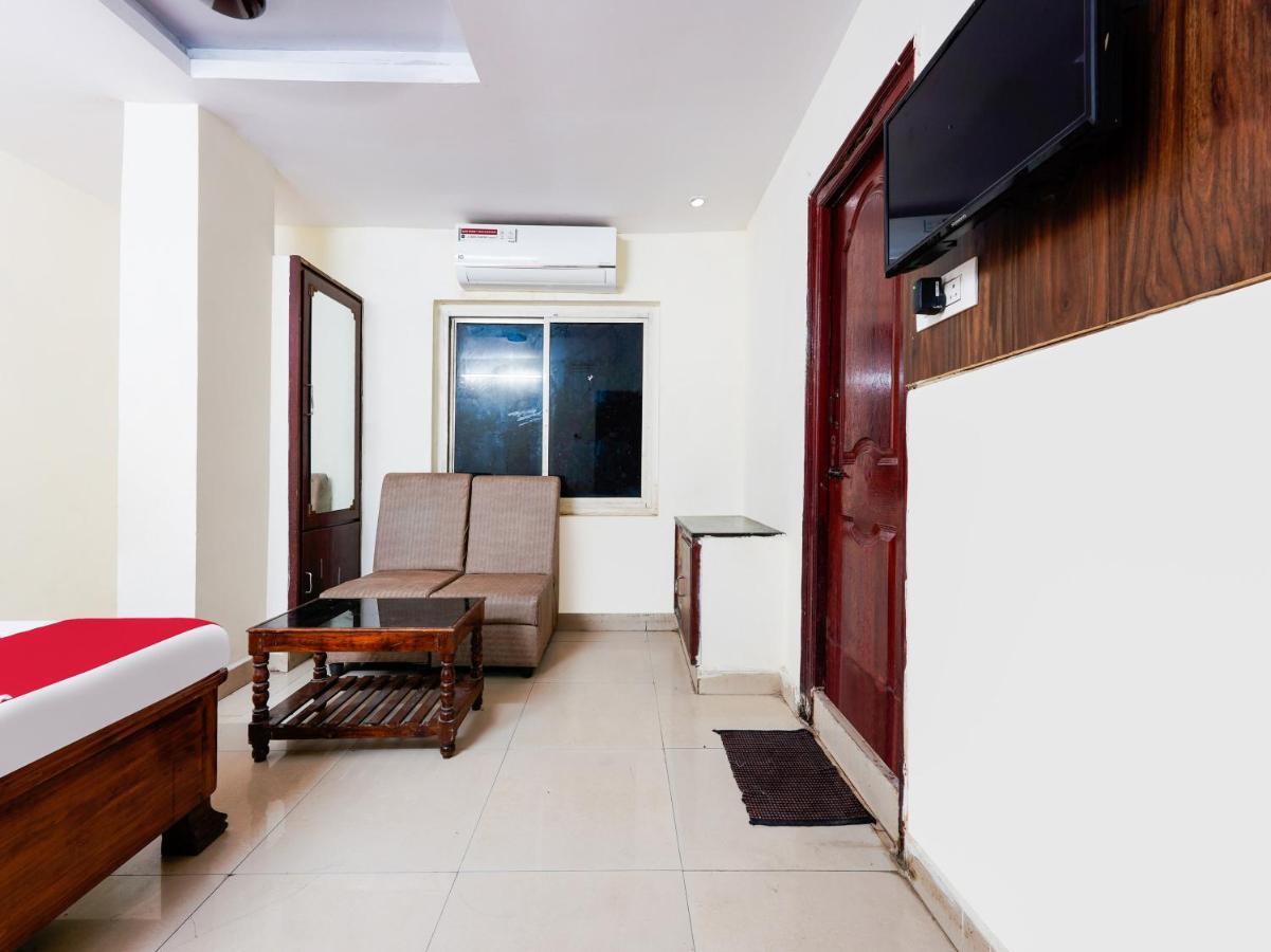 Spot On Hotel Supriya Vijayawāda 外观 照片